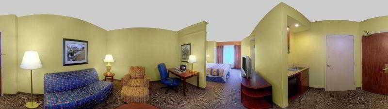 Springhill Suites Milford Exterior foto